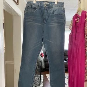 Good American Good Legs Skinny Raw Hem